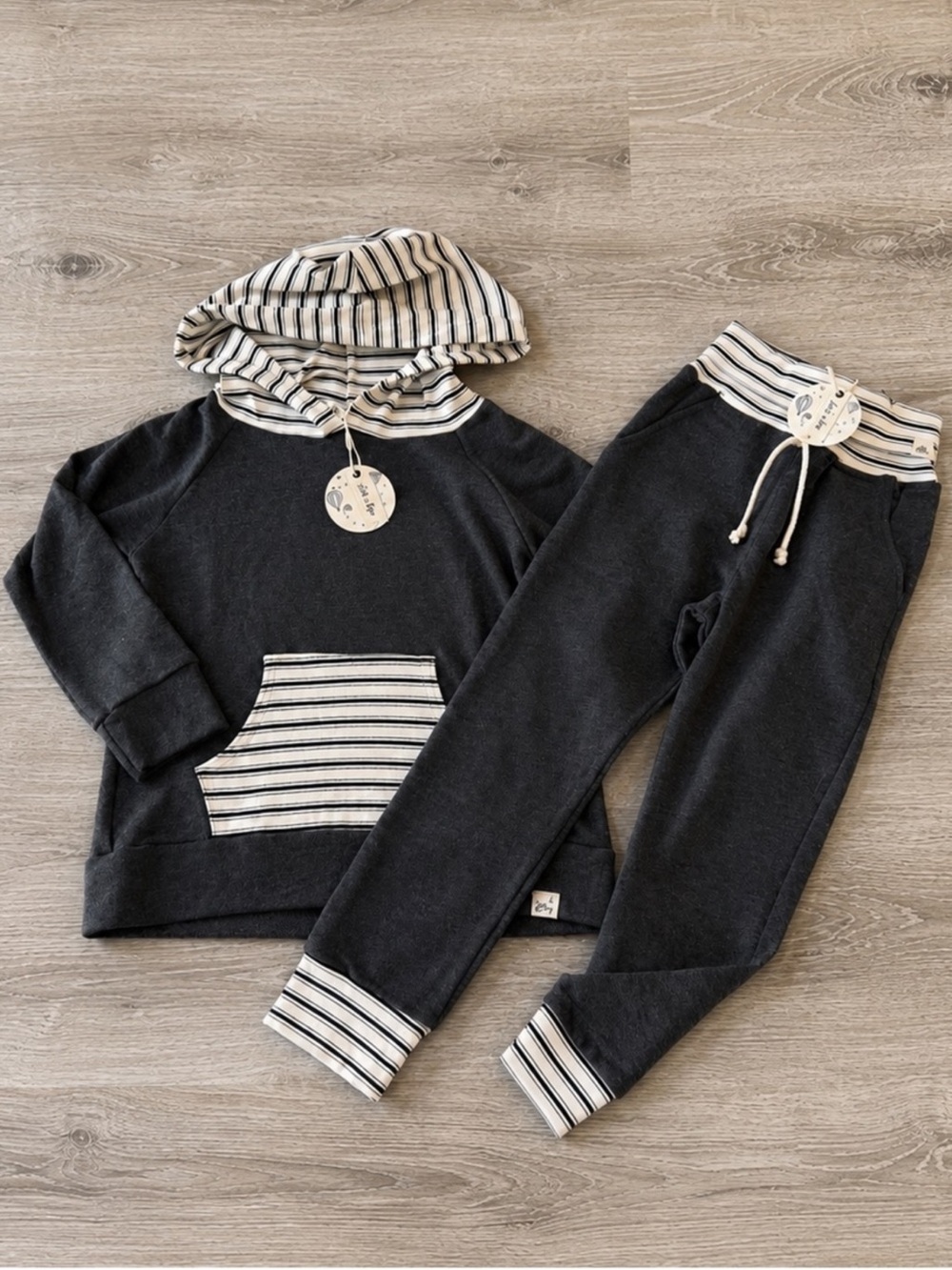 Lulu + Roo Handmade Boutique Hoodie Jogger Matching Set 5Y 6Y
NWT